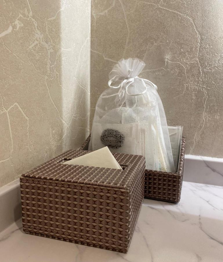 Hotel Regent (Adults Only) Nagoya Bagian luar foto
